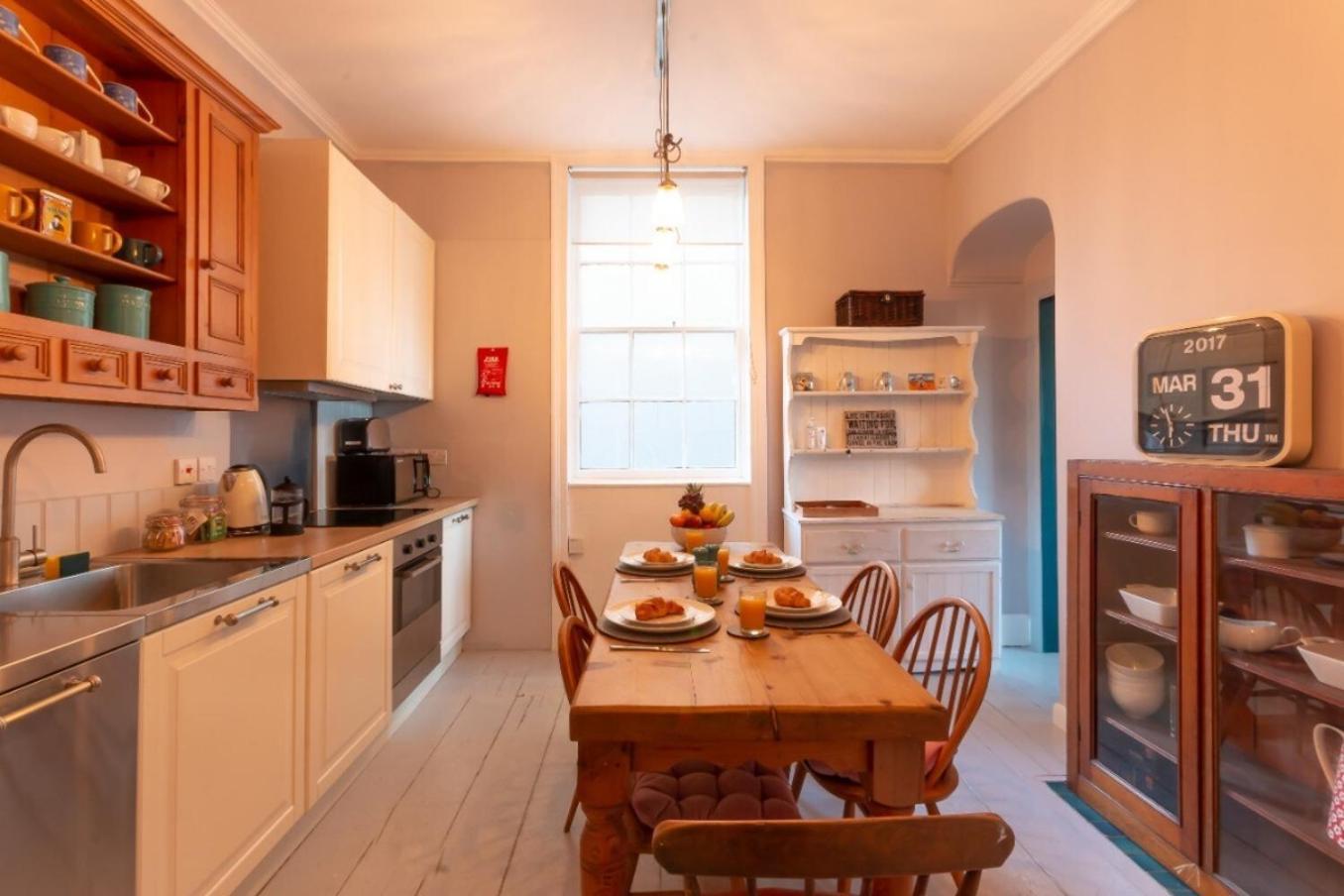 Victorian Apartment With Sea Views By Adliv Host Ramsgate Extérieur photo